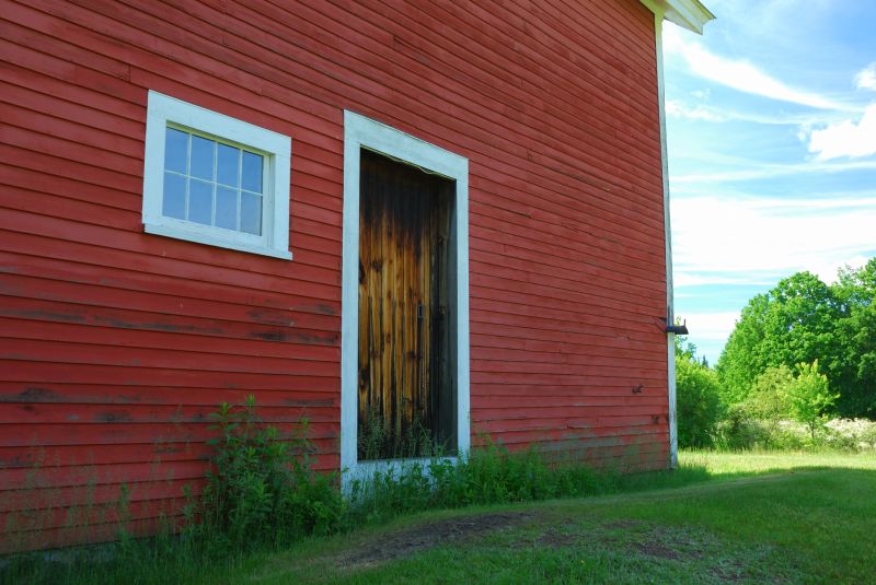 Wood Barn Siding Installation in Pulaski, TN